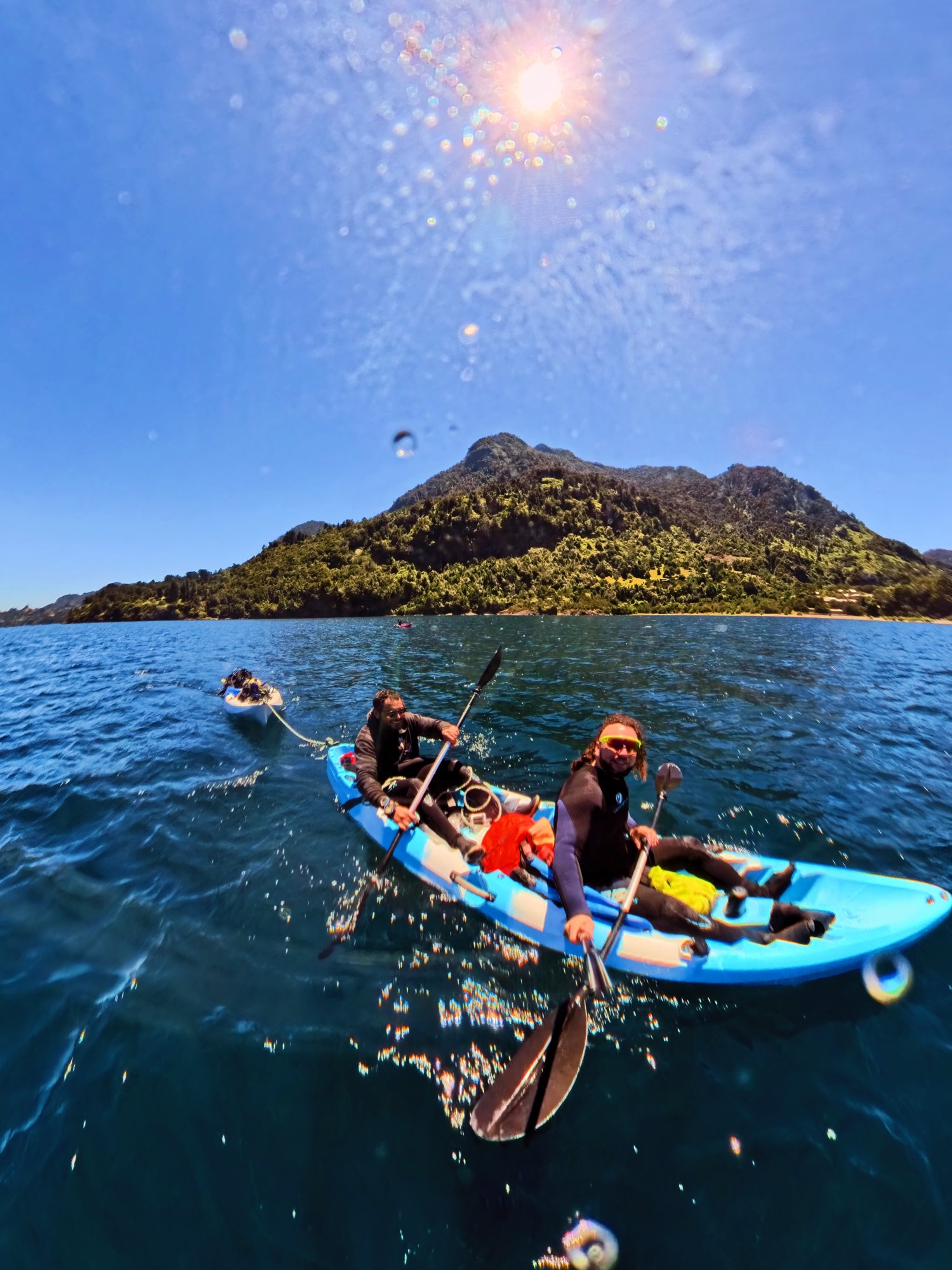 Kayak doble en el Lago Ranco